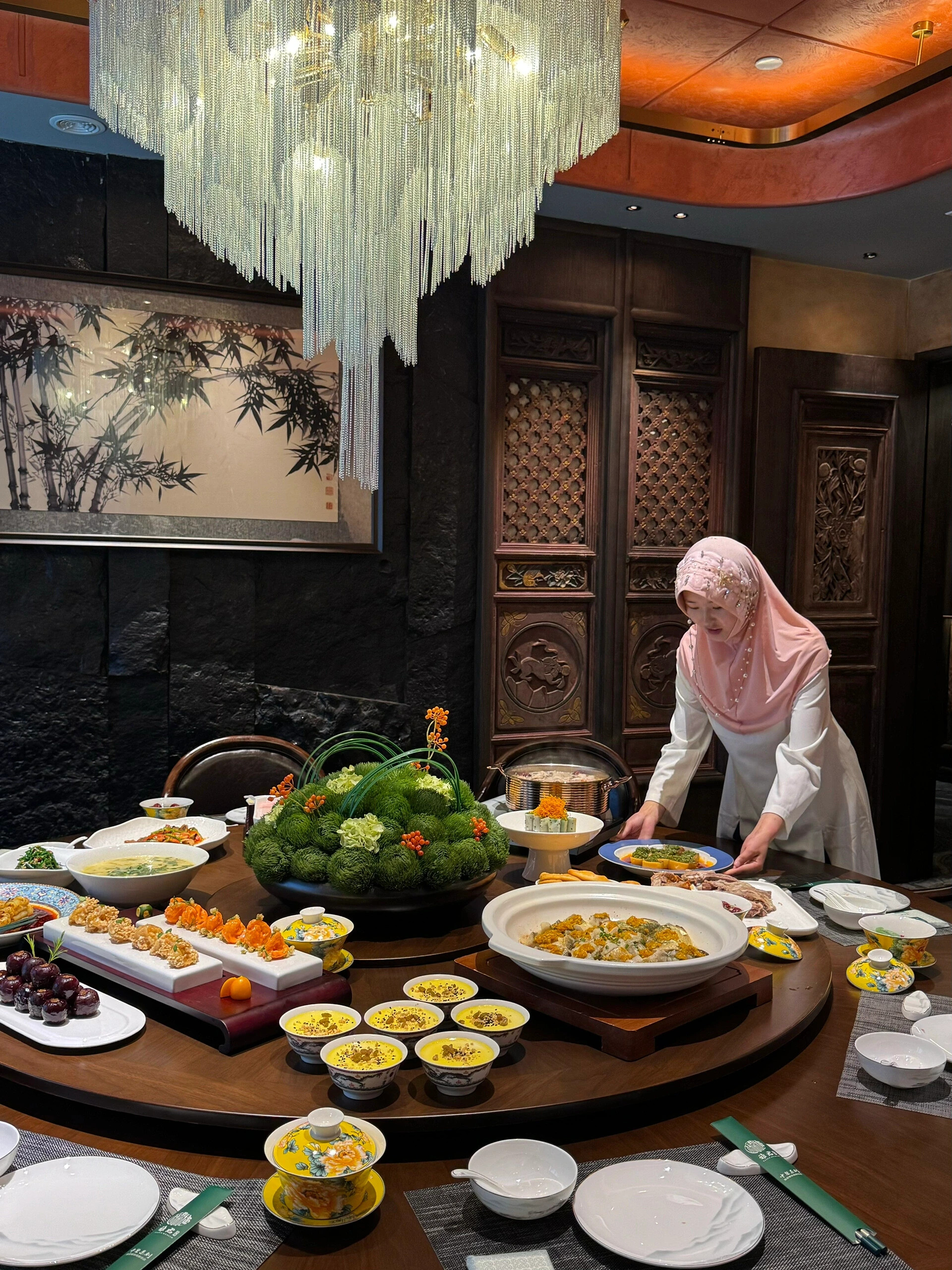 Dining considered as part of a Muslim-friendly itinerary